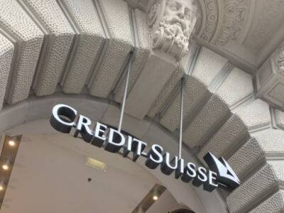 Credit Suisse займеет у нацбанка Швейцарии до 54 млрд долл. после рекордного падения акций