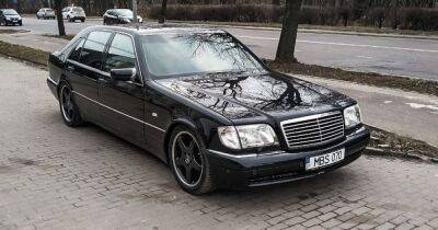 Эксклюзив из 90-х: в Украине заметили очень редкий заряженный Mercedes S-Class W140 (фото)