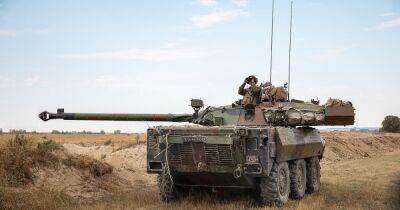 "Уже на передовой": в Украину прибыли первые "легкие танки" AMX 10-RC, — Минобороны Франции