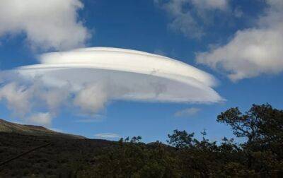 В небе на Гавайях заметили необычные облака в форме НЛО - korrespondent.net - США - Украина - штат Гавайи
