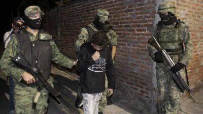 Мексика арестовала 14-летнего мальчика по прозвищу "Эль Чапито" за заказное убийство восьми человек