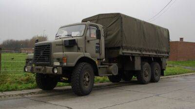 Для поддержки логистики Украина получит 240 военных грузовиков от Бельгии