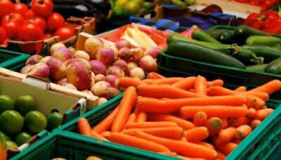 Фрукты и овощи в Украине стают дефицитом: что происходит со "здоровой" пищей
