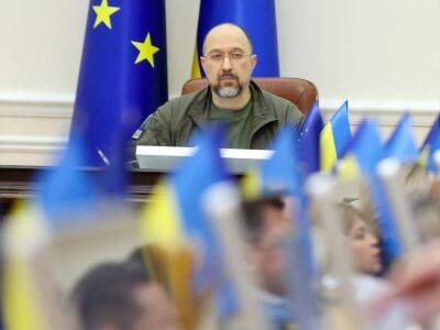 Шмыгаль: Украина настаивает, чтобы "зерновое соглашение" было бессрочным и продлевалось автоматически на 120 дней