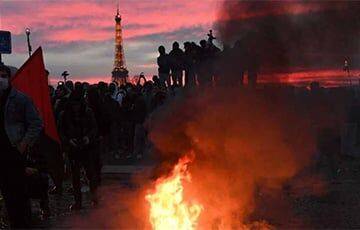 В Париже снова вспыхнули протесты