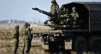 В Луганской области захватчики мародерят под предлогом поиска диверсантов