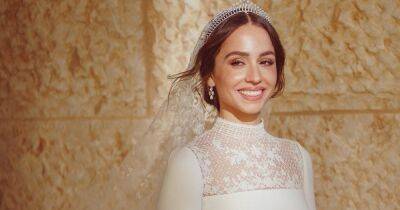 Dior в деталях показал, как создавалось свадебное платье для принцессы Иордании (видео)
