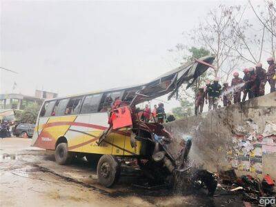 В Бангладеш в ДТП с автобусом погибли по меньшей мере 19 человек