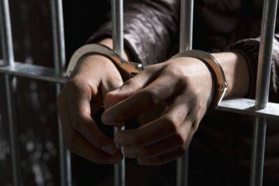 В Ташкенте молодой парень получил пять лет тюрьмы за кражу двух сотовых телефонов