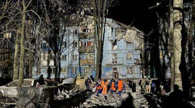 Ночной удар по Запорожью: разрушены три этажа дома, двое погибших