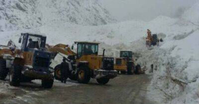 В Таджикистане сохраняется высокая степень опасности схода снежных лавин, селей, камнепадов