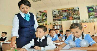 В узбекских школах введут обучение двум иностранным языкам и одной профессии