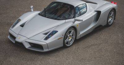 Обнаружен легендарный 20-летний суперкар Ferrari в состоянии нового авто (фото)
