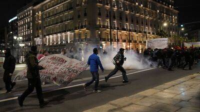 Греция: протестующие требуют полноценного расследования ж/д катастрофы