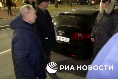 «Это все неправда! Это напоказ!»: украинка подпортила настроение Путину в Мариуполе
