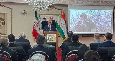 Празднование международного Навруза в Посольстве Таджикистана в Тегеране