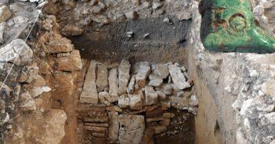 Символ власти, богатства и кукурузы. Археологи обнаружили погребение в городе майя Пеленке (фото)