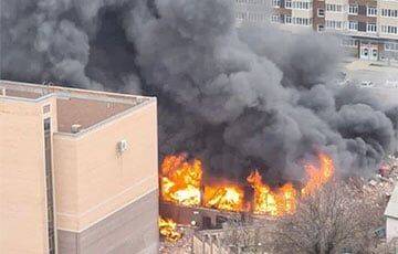 Российские партизаны взяли на себя ответственность за взрыв и пожар в здании ФСБ в Ростове-на-Дону