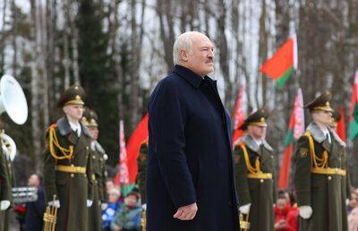 Лукашенко призвал белорусов сплотиться и проявить бдительность