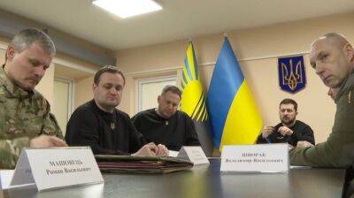 Зеленский провел совещание по ситуации в Донецкой области