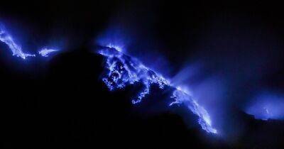 Голубое пламя и кислотное озеро: что известно о вулканическом комплексе Иджен (фото)