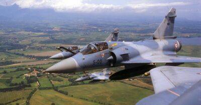 СМИ сообщили, что украинские летчики проходят обучение во Франции на Mirage 2000