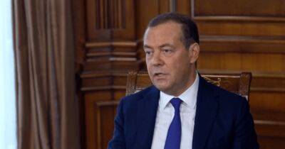 Медведев угрожает миру "ядерным апокалипсисом" из-за поставок оружия Украине (видео)