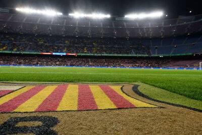 УЕФА может отстранить «Барселону» от еврокубков на сезон из-за судейского скандала