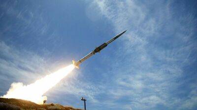 Украинцев предупредили об угрозе массированного ракетного удара