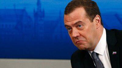 Медведев разистерился из-за планов Украины деоккупировать Крым: снова грозит ядерной бомбой