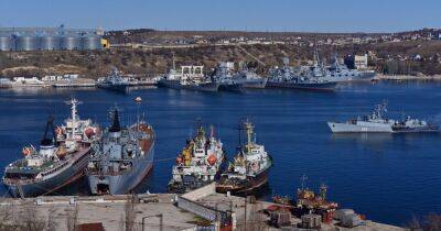 Атака Севастопольской бухты в Крыму беспилотниками: в сети опубликовано новое видео