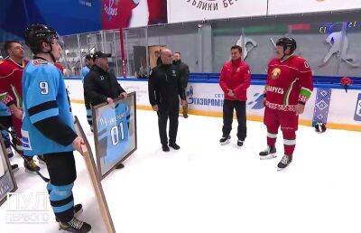 Команда по хоккею Александра Лукашенко и «Динамо-Минск» накануне провели совместную тренировку