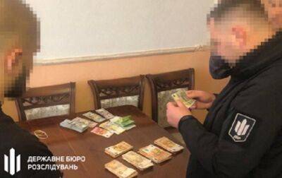 Полицейский и работник военкомата продавали отсрочку от мобилизации - ГБР - korrespondent.net - Украина - Черновцы