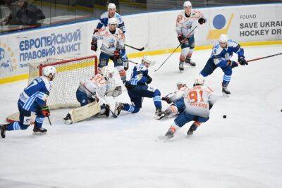 Сокол победил Кременчуг и сравнял счет в финальной серии чемпионата Украины по хоккею