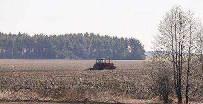 В Беларуси на весенние полевые работы потребуется почти Br3 млрд