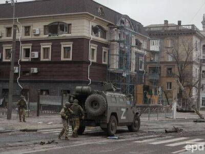 Андрющенко показал переброску техники оккупантов через Мариуполь. Видео
