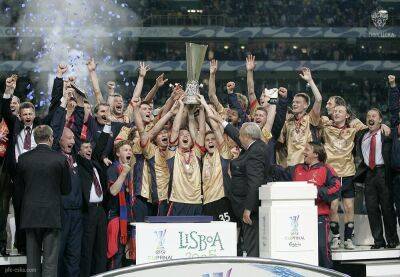 Карвальо планирует через 2 года организовать матч с участием победителей Кубка УЕФА-2004/05