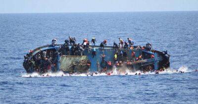 У берегов Туниса затонули лодки с мигрантами: десятки погибших - dsnews.ua - Украина - Италия - Ливия - Тунис - Тунисская Респ. - Reuters