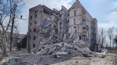 Россияне били по Авдеевке, Красногоровке и Курахово: разрушены здания, есть погибший