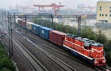 Китай пустил прямой поезд из Уханя в Жодино