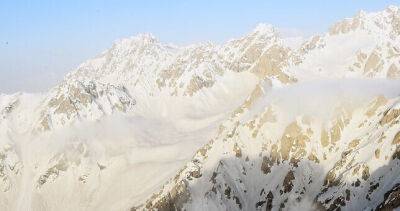 До 31 марта в горных районах Таджикистана возможен сход снежных лавин