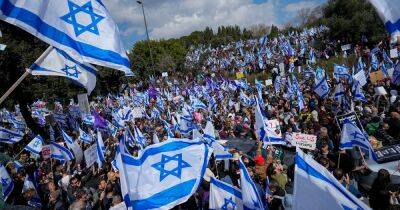 Нетаньяху всех переиграл. Включая себя. Чем завершится попытка судебной реформы в Израиле