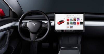 Ради безопасности: хакеры взломали Tesla Model 3 менее, чем за две минуты