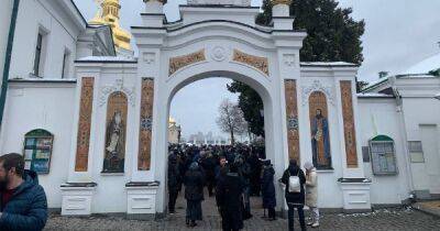 "Нет юридических оснований": монахи УПЦ МП отказались покидать Киево-Печерскую Лавру