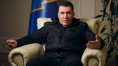 Данилов пообещал, что "выносить за ноги" из Лавры никого не будут
