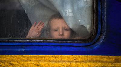 Минреинтеграции предлагает принудительно эвакуировать детей из зон боевых действий