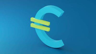 Евро опустился ниже 80 рублей