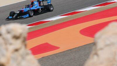 Никита Бедрин стал 22-м в квалификации Формулы 3 в Бахрейне - autosport.com.ru - Россия - Белгород - Бахрейн