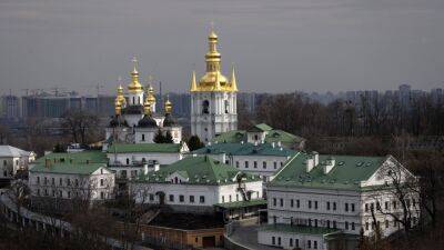 УПЦ МП не захотела оставить Киево-Печерскую Лавру - что говорит закон и юристы
