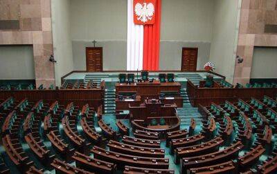 Сенат Польши осудил депортацию украинских детей в РФ